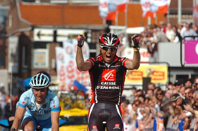Alejandro Valverde wins the 2008 Liege-Bastogne-Liege